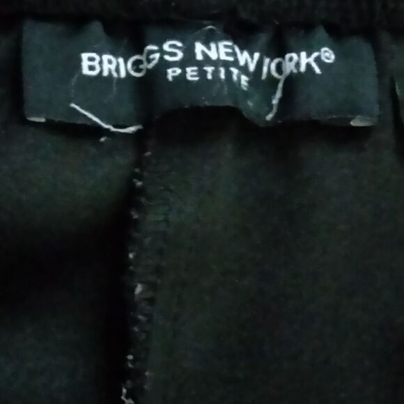 Briggs New York (petite) woman's stretch pants - Picture 5 of 6